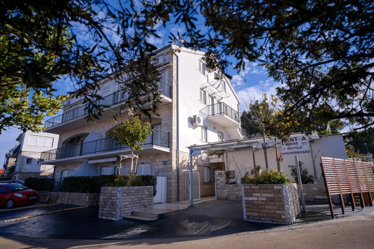 Kalina Deluxe Apartments Jelsa  Esterno foto