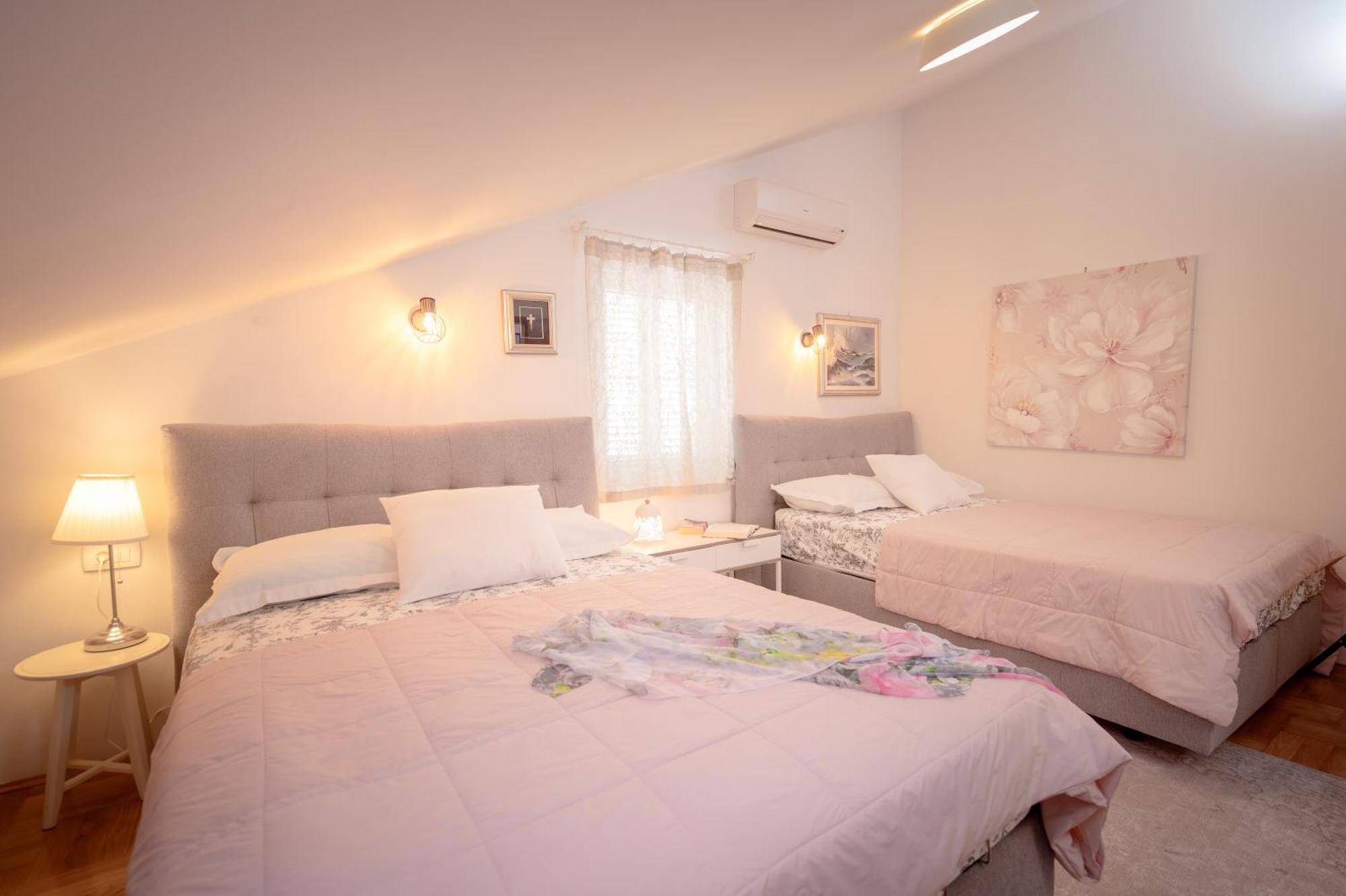 Kalina Deluxe Apartments Jelsa  Esterno foto