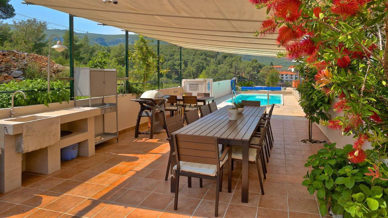 Kalina Deluxe Apartments Jelsa  Esterno foto